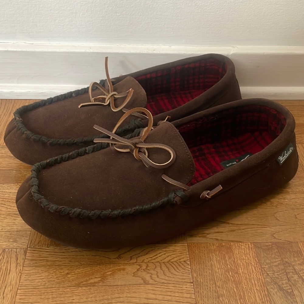 NWOT Woolrich men’s slippers/moccasins